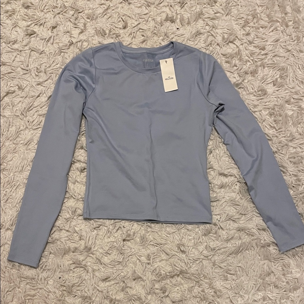 Hollister Seamless Light Blue Long Sleeve Tee